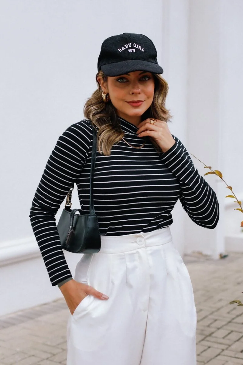Blusa Feminina Manga Longa Listrada Preto