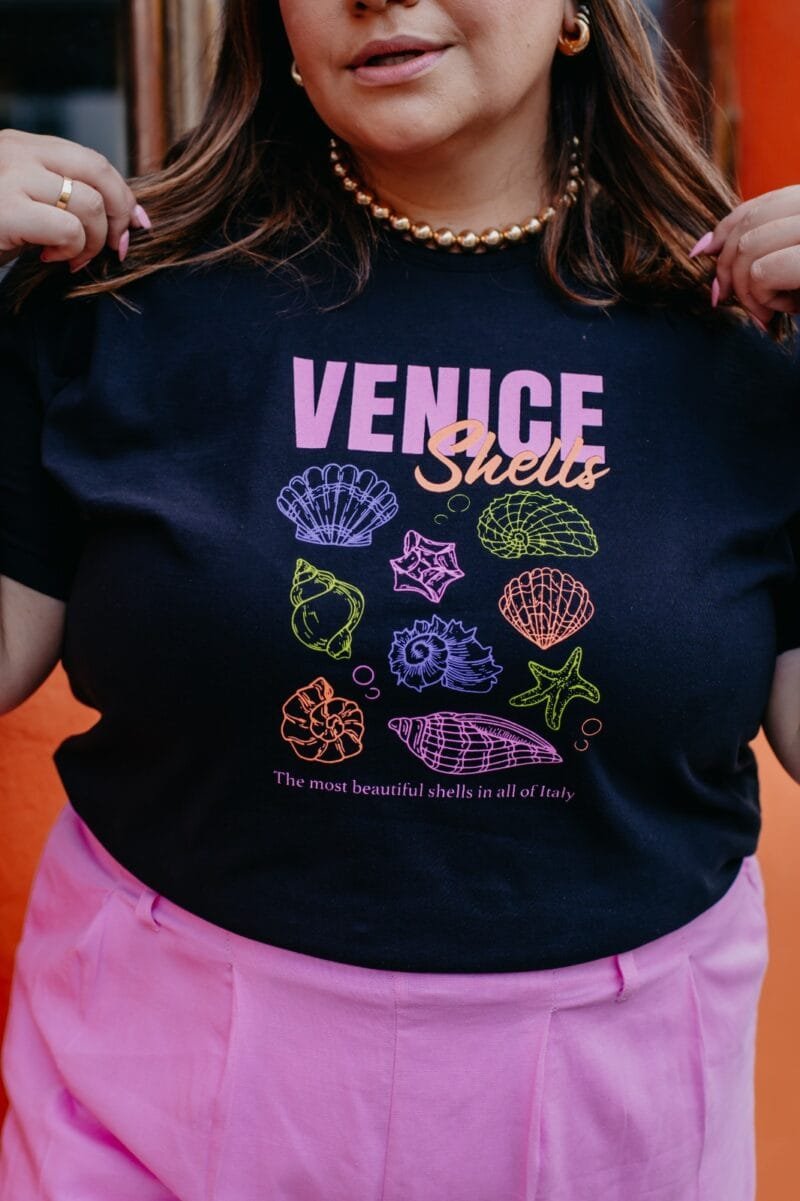 Tshirt Feminina Estonada Plus Preto Venice