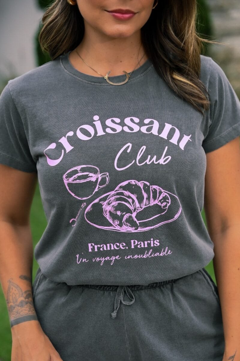 Tshirt Feminina Estonada Chumbo Croissant