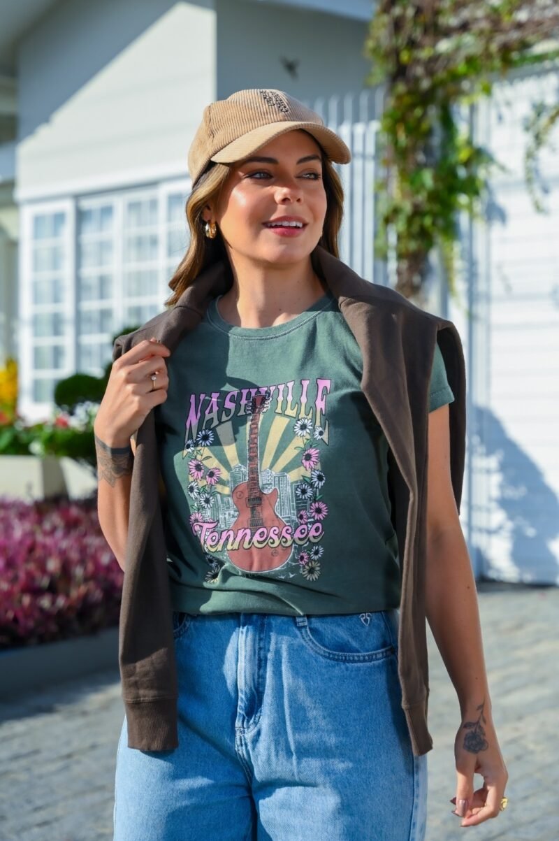 Tshirt Feminina Estonada Verde Folha Nashville - Image 3