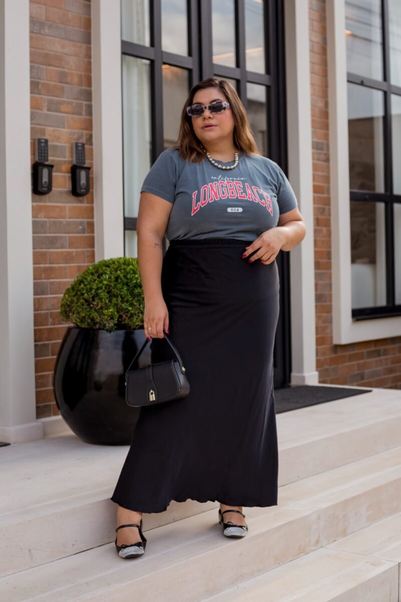 Tshirt Feminina Estonada Plus Petróleo Long Beach - Imagem 3