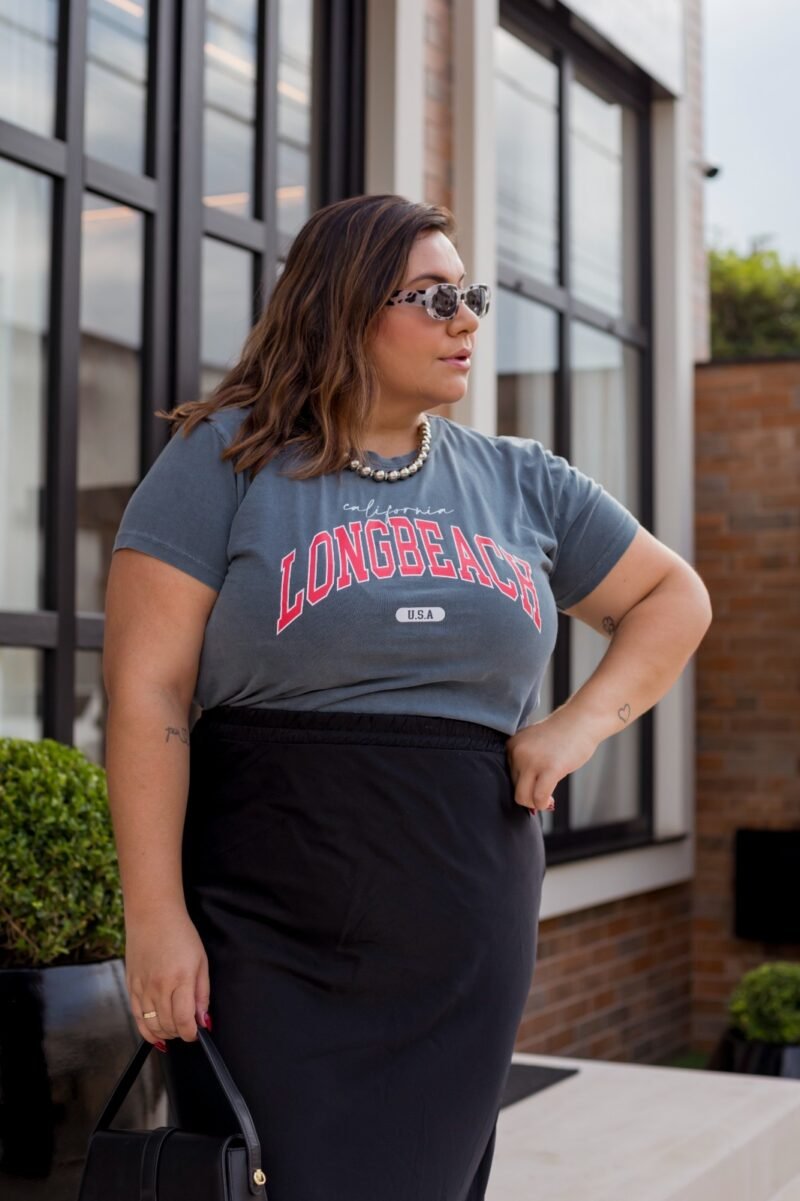Tshirt Feminina Estonada Plus Petróleo Long Beach - Imagem 2