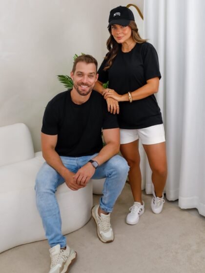 Camiseta Unissex Estonada Lisa Preta