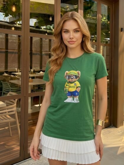 Tshirt Feminina Verde Copa Chapéu