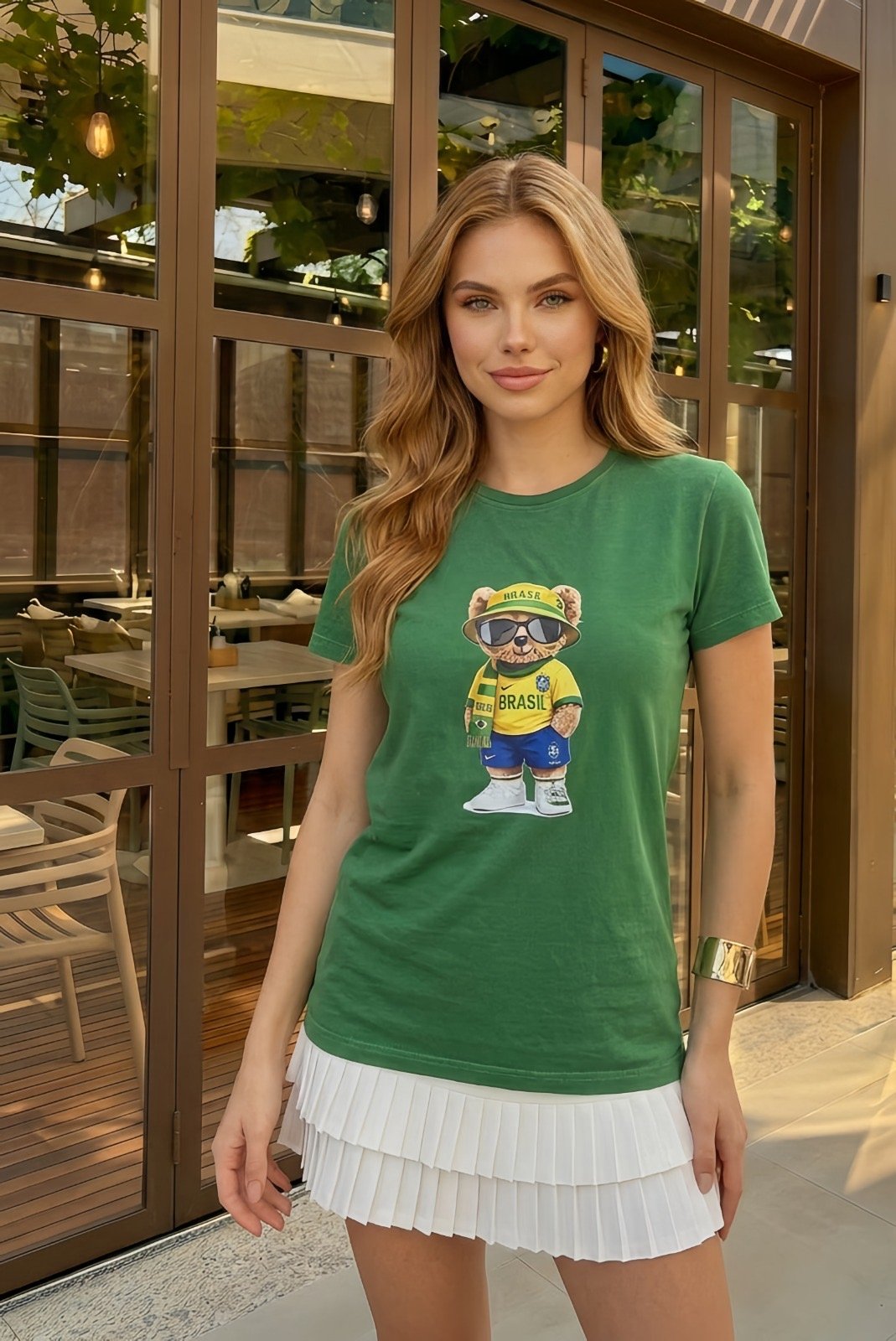 Tshirt Feminina Verde Copa Chapéu