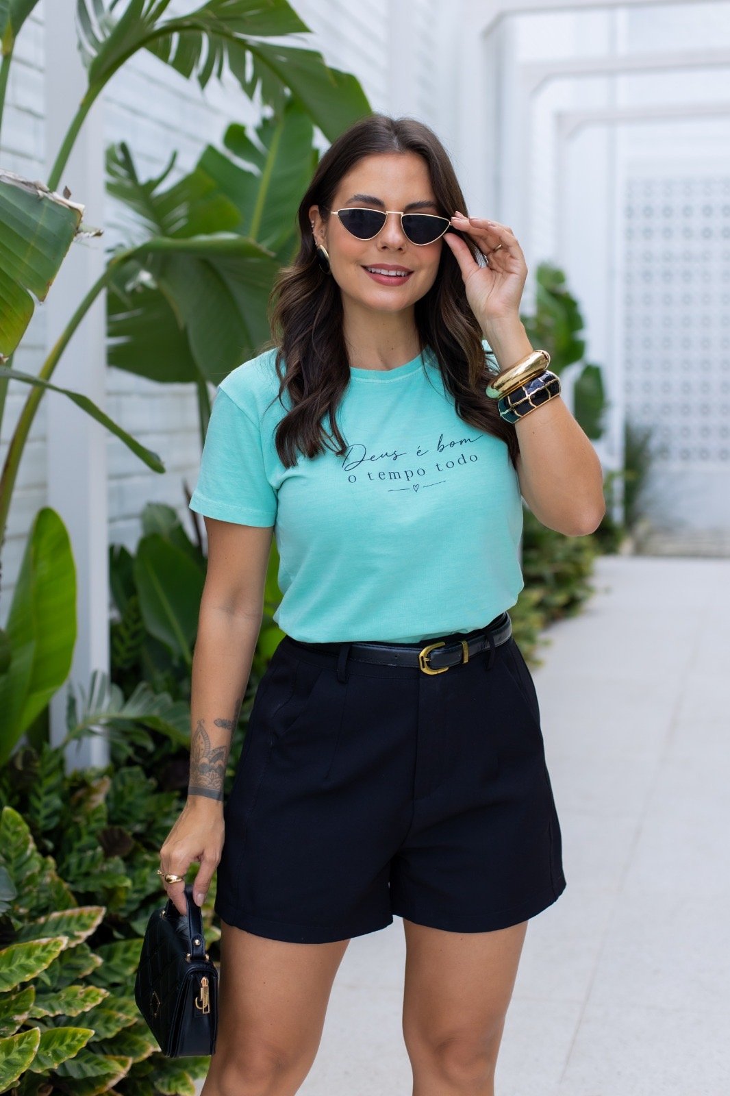 Fornecedor de Moda Feminina em Atacado, Tshirt Feminina Verde Água Deus