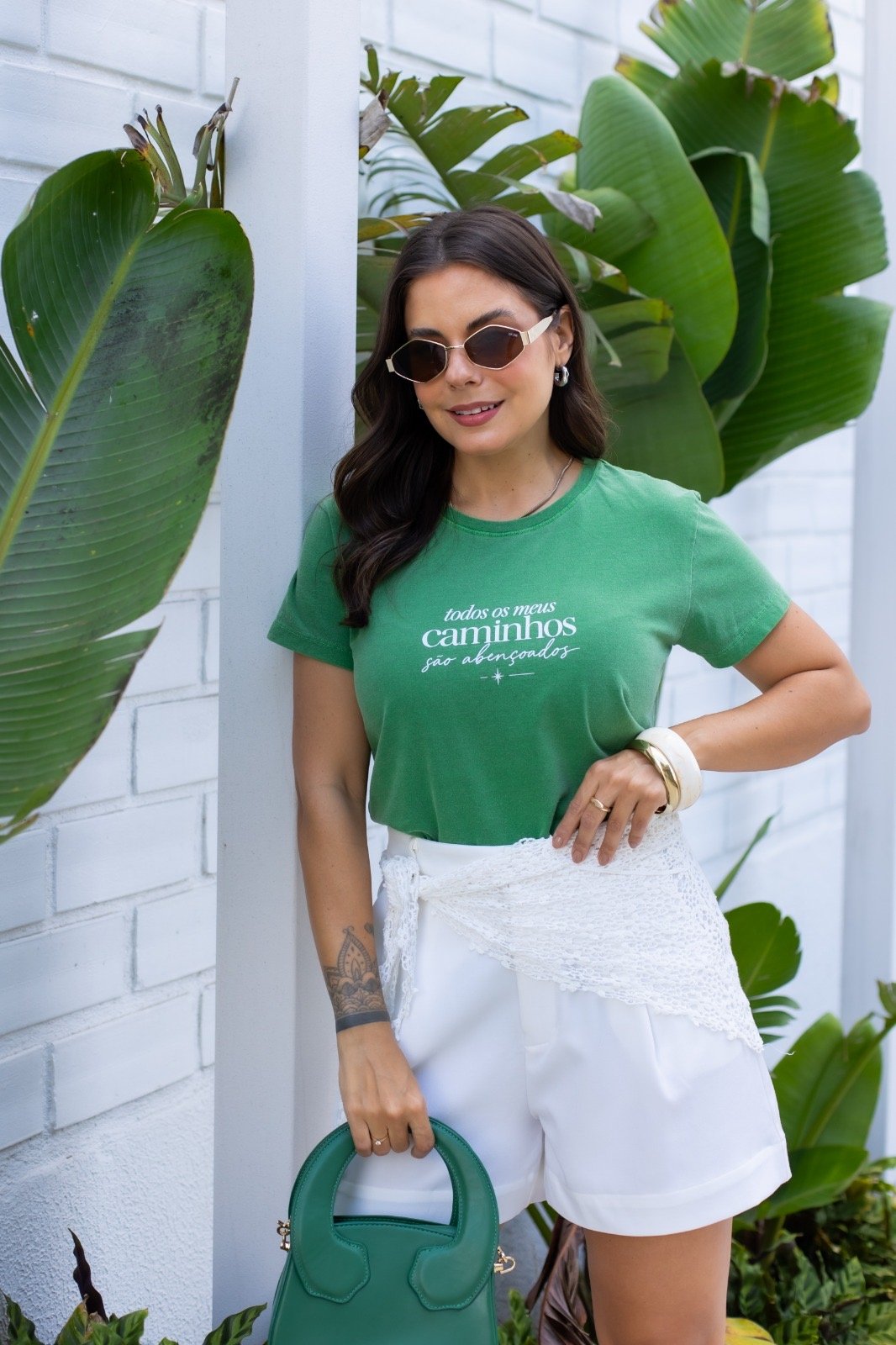 Atacado Tshirt Feminina Verde Bandeira Caminhos